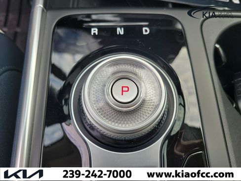 New 2026 Kia Carnival EX FWD image 31