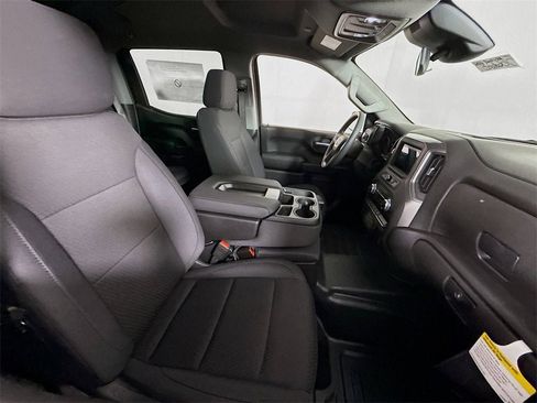 New 2026 GMC Sierra 1500 Pro w/ Pro Value Package image 18