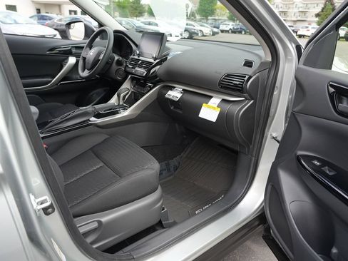 New 2026 Mitsubishi Eclipse Cross LE AWD/4WD image 29