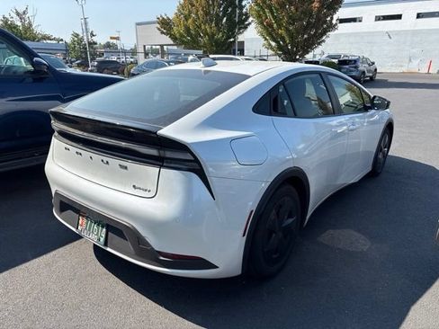 Certified 2025 Toyota Prius Plug-In Hybrid FWD image 2