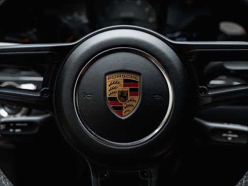 Used 2019 Porsche 911 GT3 RWD image 35