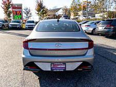 Used 2020 Hyundai Sonata SEL w/ Convenience + Sunroof Package image 5