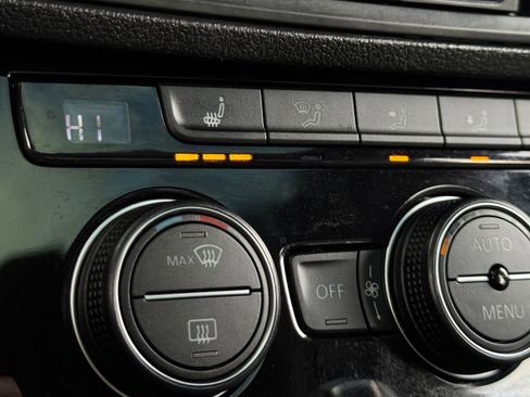 Used 2020 Volkswagen Jetta S image 29