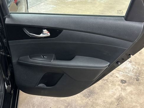 Used 2019 Kia Forte S w/ S Premium Package image 36