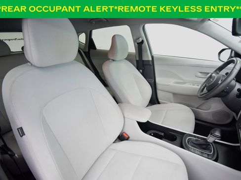Used 2024 Hyundai Kona SEL FWD image 19