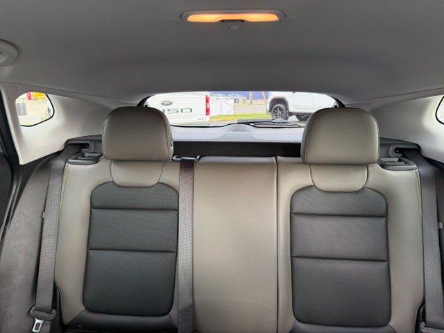 Used 2025 Chevrolet Trax ACTIV w/ Driver Confidence Package FWD image 28