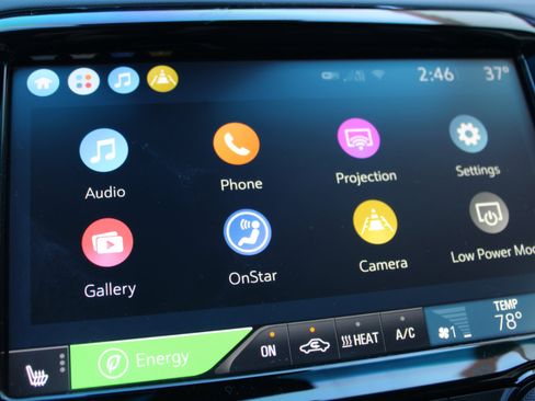 Used 2020 Chevrolet Bolt Premier w/ Infotainment Package image 30