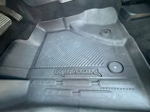 Used 2024 Ford Bronco Raptor w/ Interior Carbon Fiber Pack 6 AWD/4WD image 17