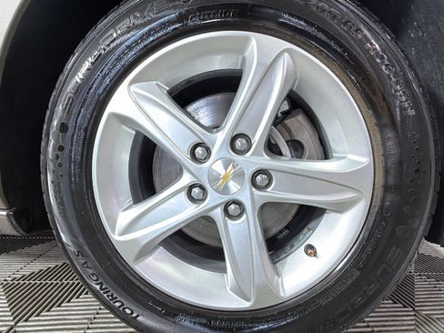 Used 2024 Chevrolet Malibu LT FWD image 35