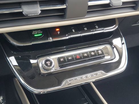 New 2026 Lincoln Corsair Premiere image 20