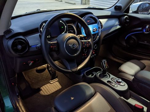 Used 2023 MINI Cooper SE image 8