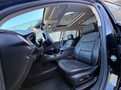 Used 2023 GMC Acadia Denali w/ Black Diamond Edition AWD/4WD image 14