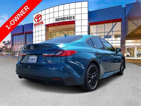 Used 2025 Toyota Camry SE w/ Multimedia Upgrade Package FWD image 4
