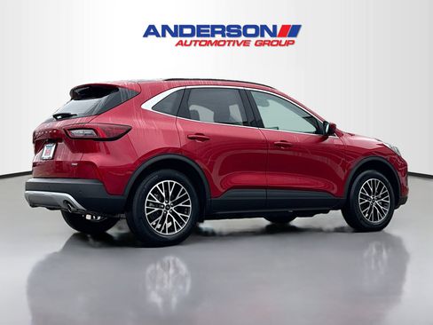 New 2025 Ford Escape SE image 2