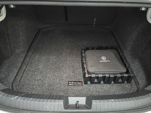 Used 2024 Volkswagen Jetta Sport FWD image 11