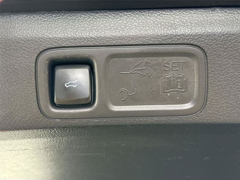 Used 2024 Ford Expedition Max Limited AWD/4WD image 38