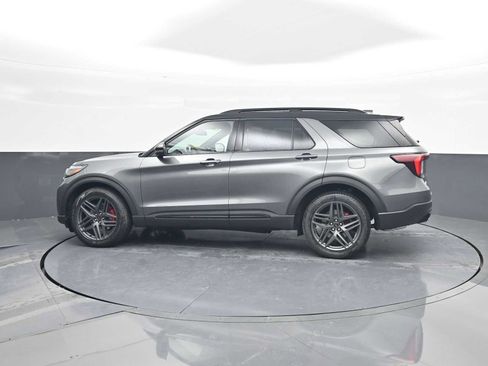 New 2026 Ford Explorer ST image 5
