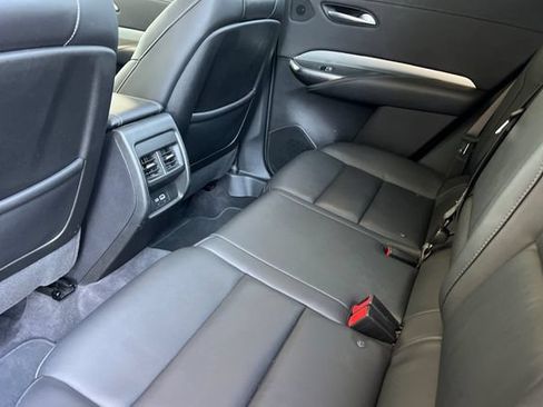 Used 2023 Cadillac XT4 Premium Luxury FWD image 14