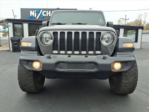 Used 2019 Jeep Wrangler Unlimited Sport S image 8