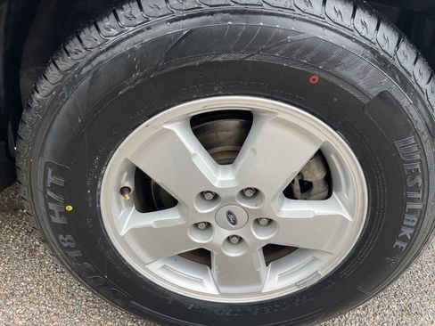 Used 2009 Ford Escape XLT image 31