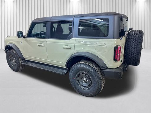 New 2025 Ford Bronco Outer Banks w/ Sasquatch Package image 7