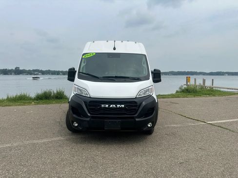 Used 2023 RAM ProMaster 2500 w/ Driver Convenience Group (A) FWD image 2