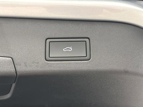 Used 2022 Volkswagen ID.4 Pro S image 26