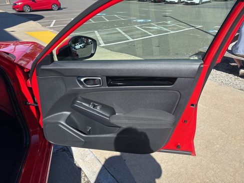Used 2022 Honda Civic EX image 8