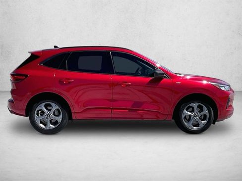Used 2024 Ford Escape ST-Line w/ Tech Pack #1 FWD image 5