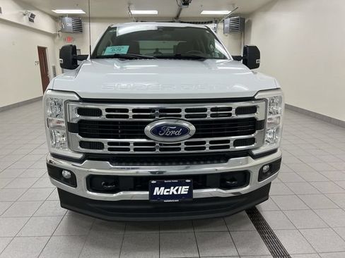 Certified 2024 Ford F250 XLT AWD/4WD image 3