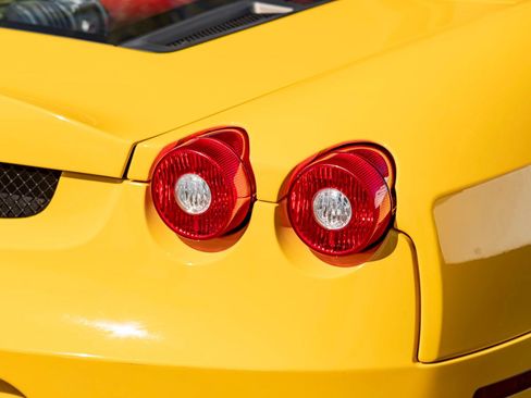Used 2005 Ferrari F430 Spider RWD image 17