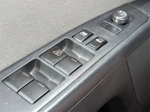 Used 2012 Nissan Sentra 2.0 SR w/ Special Edition Pkg image 19