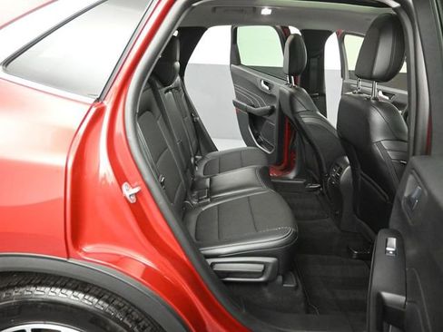 Used 2025 Ford Escape SE FWD image 26