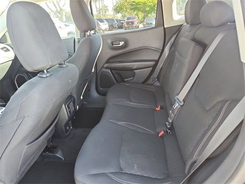 Used 2018 Jeep Compass Sport image 21