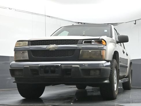 Used 2005 Chevrolet Colorado LS w/ Safe And Sound Package RWD image 24