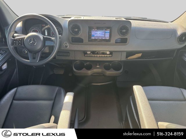 Used 2024 Mercedes-Benz Sprinter 2500 image 21
