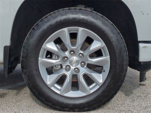 Used 2021 Chevrolet Silverado 1500 Custom image 11