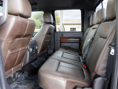 Used 2016 Ford F350 King Ranch w/ FX4 Off-Road Package AWD/4WD image 13