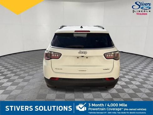Used 2024 Jeep Compass Latitude AWD/4WD image 7