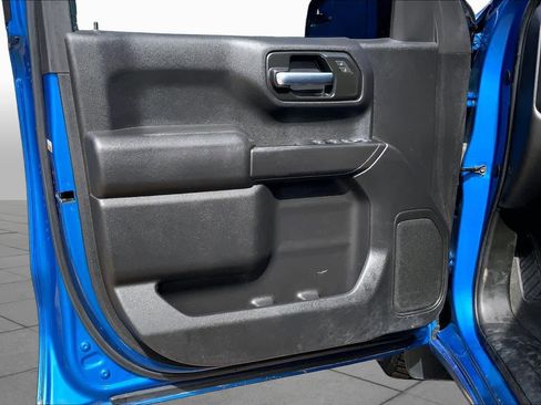 Certified 2022 Chevrolet Silverado 1500 Custom w/ LPO, Dark Essentials Package AWD/4WD image 22