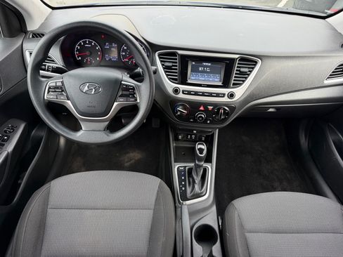 Used 2021 Hyundai Accent SE FWD image 16
