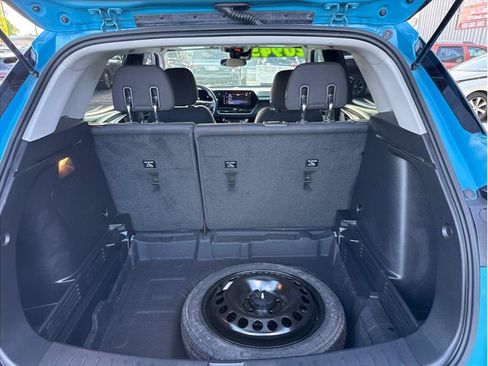 Used 2025 Chevrolet TrailBlazer LT FWD image 10