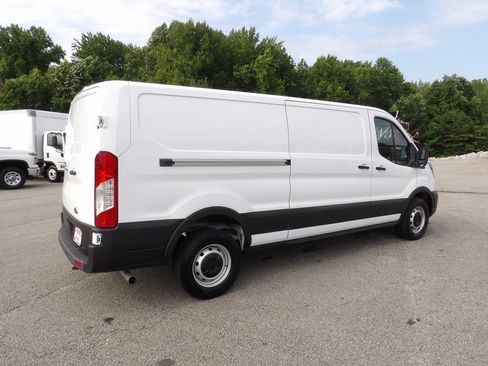 Used 2023 Ford Transit 150 Low Roof w/ Load Area Protection Package RWD image 8
