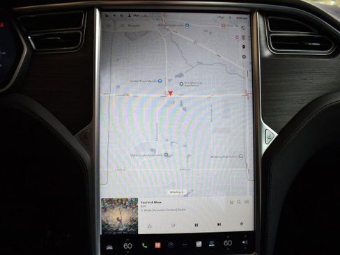 Used 2016 Tesla Model S AWD image 15