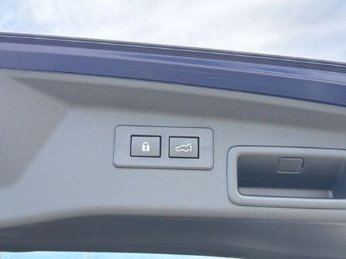 New 2026 Subaru Outback Limited image 16