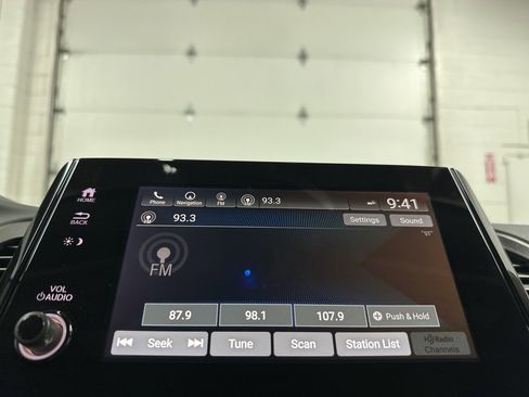 Used 2024 Honda Odyssey Touring image 30