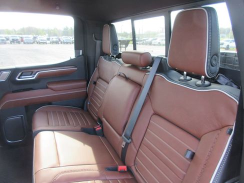 New 2026 GMC Sierra 1500 Denali Ultimate AWD/4WD image 14