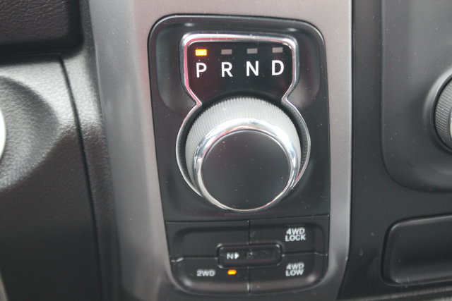 Used 2024 RAM 1500 Classic SLT AWD/4WD image 8
