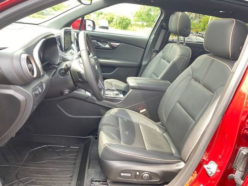 Certified 2024 Chevrolet Blazer Premier w/ Enhanced Convenience Package AWD/4WD image 17