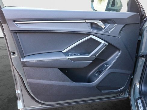 New 2025 Audi Q3 2.0T Premium image 19